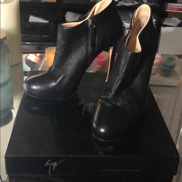 Giuseppe Zanotti Booties - Picture 3 of 7